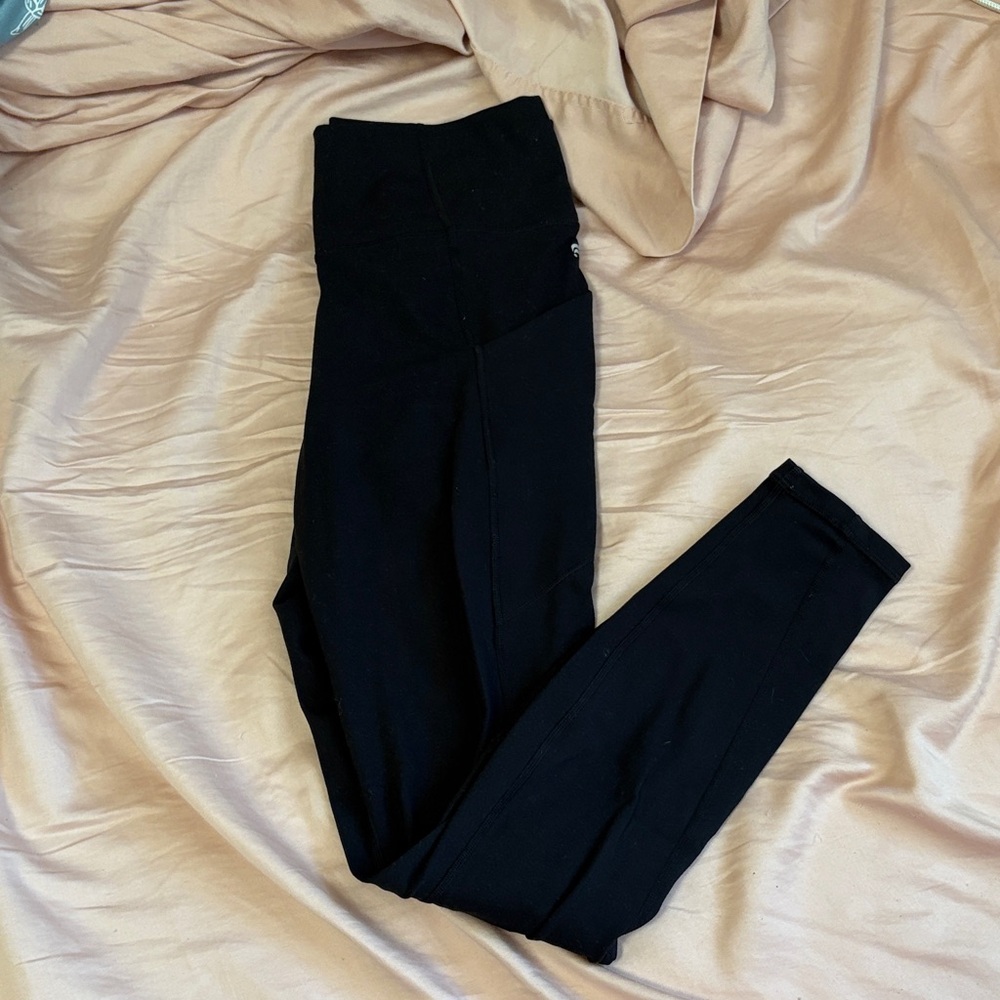 Fabletics Pure Lux Black Leggings with Pockets